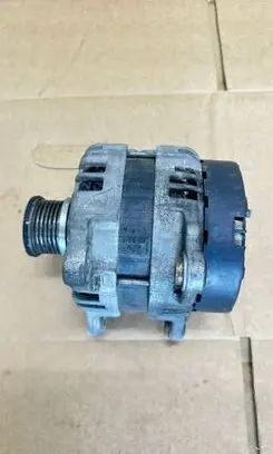 Audi A4 S4 B8 8K Generator/alternator 04L903017E