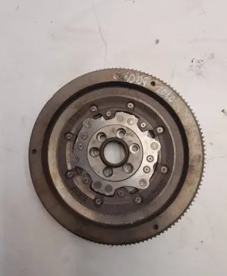 Volkswagen Caddy Dual mass flywheel 