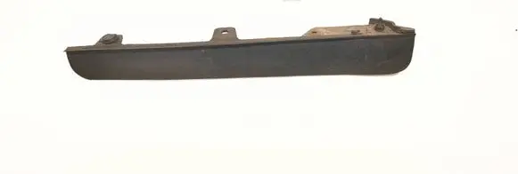 Front bumper lip