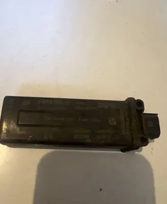 BMW 4 F32 F33 Air pressure sensor 6855180