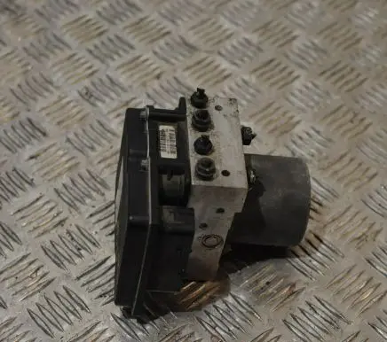 BMW 5 E60 E61 ABS Pump