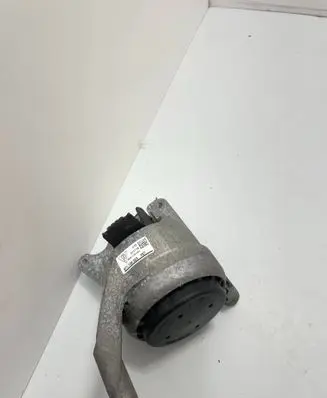 Porsche Panamera (971) Engine mounting bracket 971199383 211118
