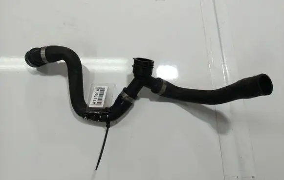 BMW 3 E90 E91 Engine coolant pipe/hose 