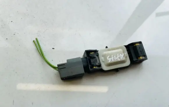 Chrysler Pacifica Airbag deployment crash/impact sensor 04671779ac 1060200824