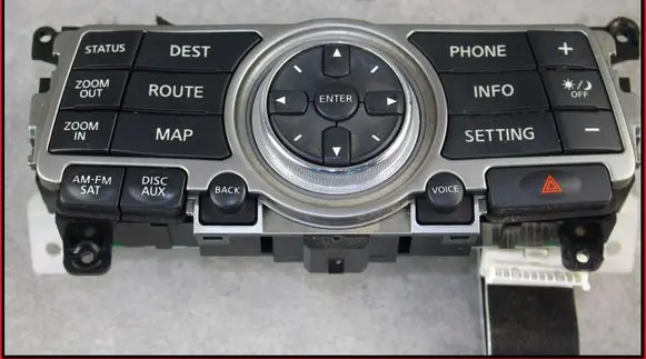 Infiniti G37 Head unit multimedia control 283951UF1A