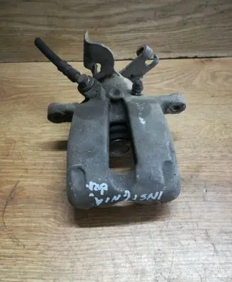 Opel Insignia A Rear brake caliper