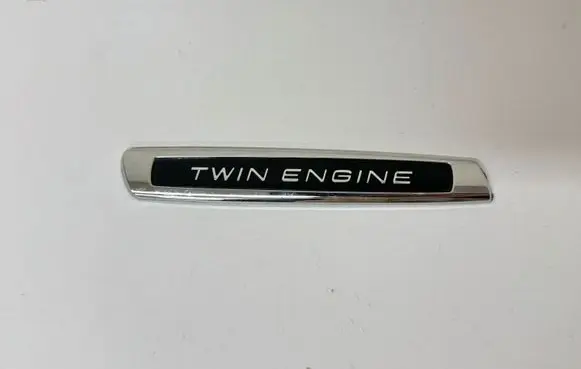 Volvo V60 Fender model badge letters 31457688