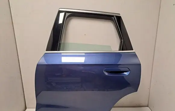 BMW X1 U11 Rear door 5A38655 9879327