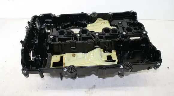 BMW X1 U11 Rocker cam cover 1022607 11121022607