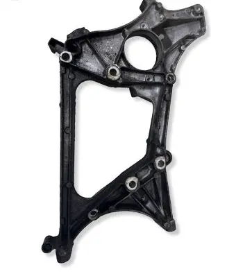 Mercedes-Benz E W212 Engine mounting bracket 