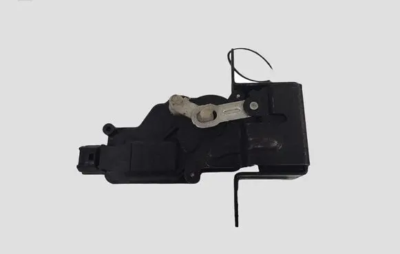 KIA Sorento Tailgate window lock/catch/latch