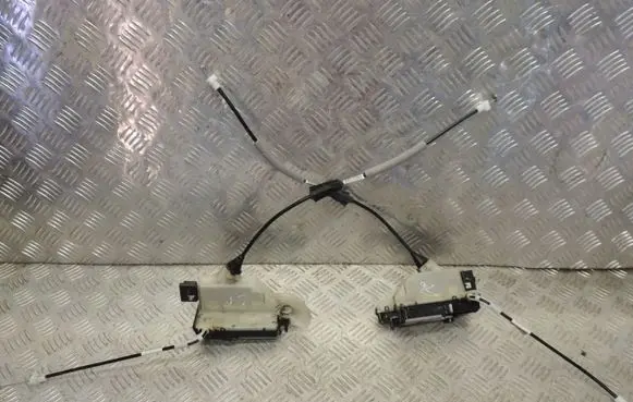 Peugeot 2008 I Loading door lock 9812500780