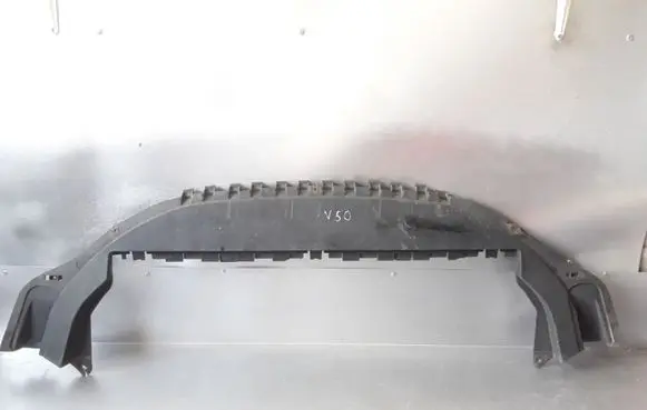 Volvo V50 Front bumper skid plate/under tray 30763681