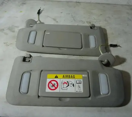 Opel Mokka Sun visor