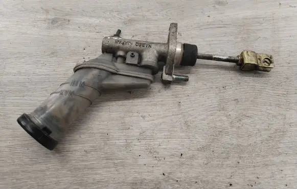 Clutch master cylinder
