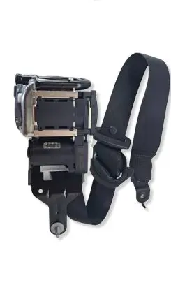 Mercedes-Benz C W204 Front seatbelt 619060900 621933200B