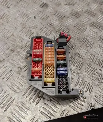 Audi A6 S6 C6 4F Fuse module 4f2971845a
