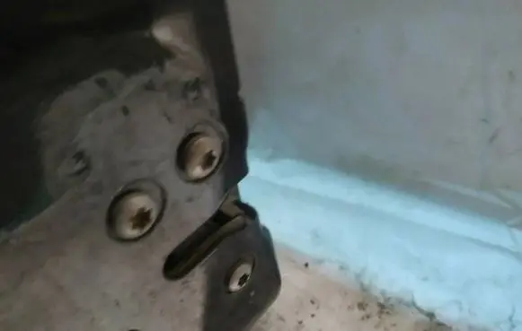 Alfa Romeo 159 Front door lock