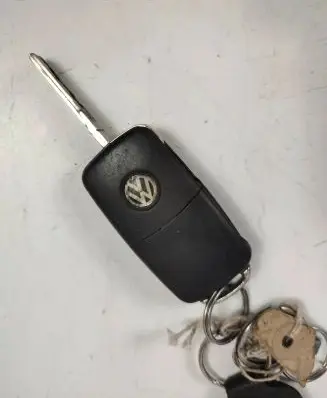 Volkswagen Tiguan Ignition key/card 5FA01018002