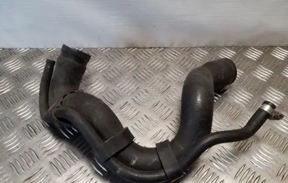 Mercedes-Benz Vito Viano W638 Engine coolant pipe/hose