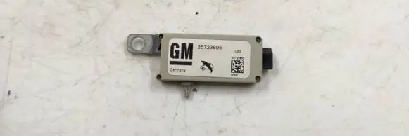 Cadillac CTS Aerial antenna amplifier 25723895