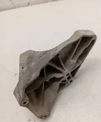 Generator/alternator bracket