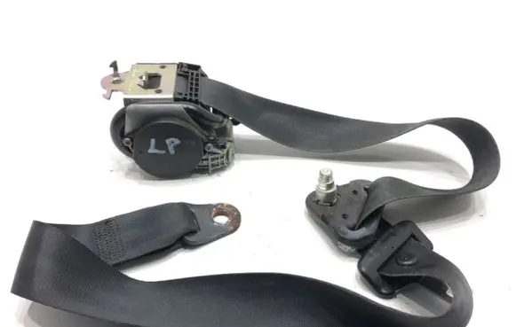 Dacia Duster II Front seatbelt 
