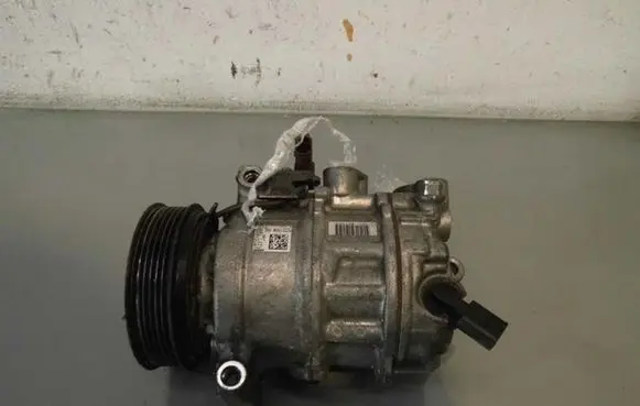 Audi A4 S4 B5 8D Air conditioning (A/C) compressor (pump)