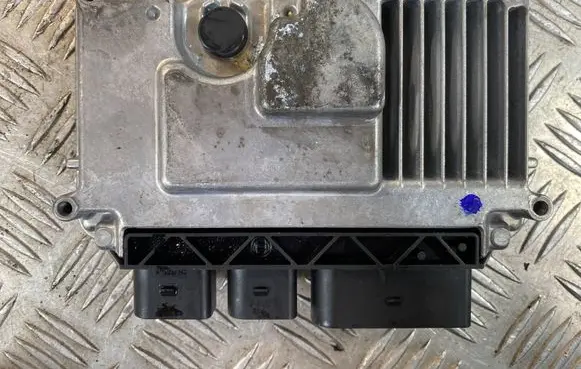 Audi A4 S4 B8 8K Steering rack control module 8K0907144D 1279H08006 0273011030