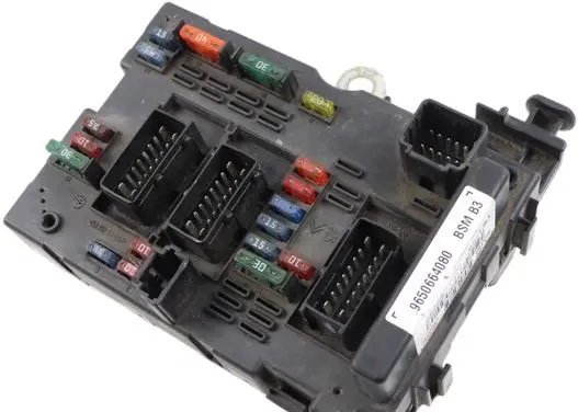Peugeot 307 Fuse module 9650664080 34076929