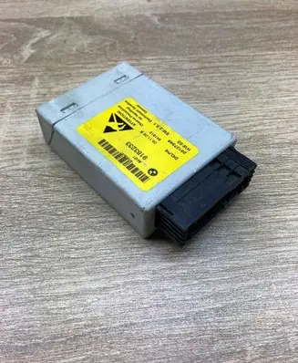 BMW 5 E60 E61 Center console control module 9183233 28137346