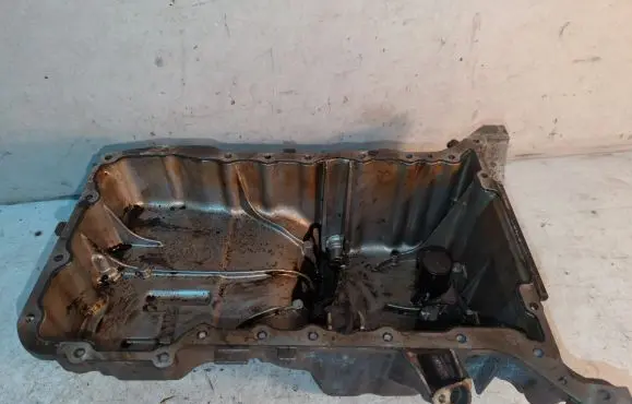 Mercedes-Benz C W205 Oil sump A2740140000