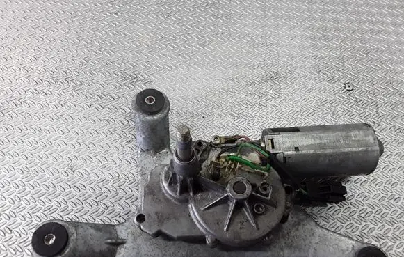 Mitsubishi Carisma Rear window wiper motor 0390201528