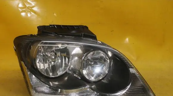 Chrysler Pacifica Headlight/headlamp