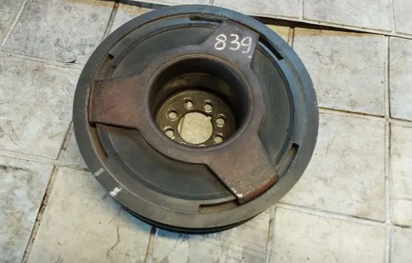 Audi A4 S4 B6 8E 8H Crankshaft pulley 059105251M