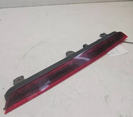 Audi Q7 4L Third/center stoplight 4L0945097