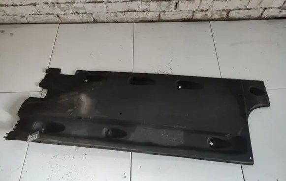 Volkswagen Sharan Engine splash shield/under tray 