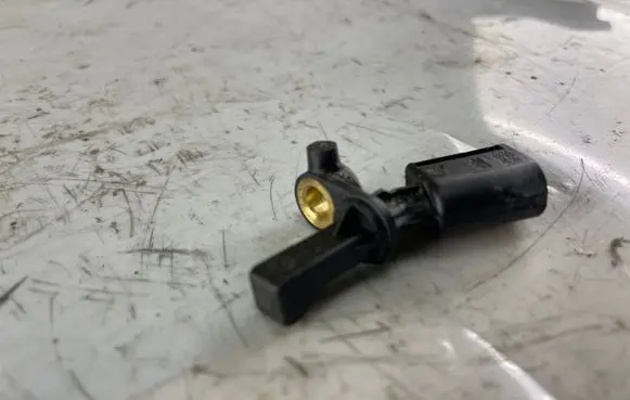 ABS rear brake sensor
