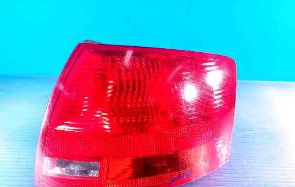 Audi A4 S4 B7 8E 8H Rear/tail lights 484002