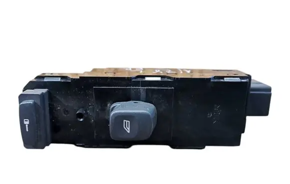 Volvo S60 Electric window control switch 8682950 01W47E MP472200113