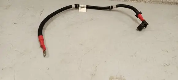 Maserati Grecale Positive cable (battery) 670293390
