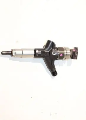 Subaru Forester SH Fuel injector 16613AA030