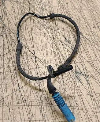 BMW X5 E53 ABS rear brake sensor 0265007853