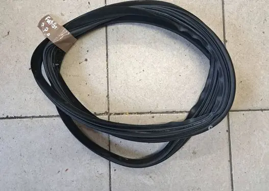 Fiat Stilo Front door rubber seal 