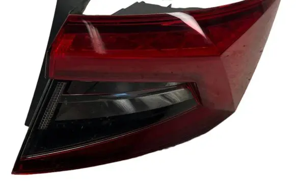 Skoda Karoq Rear/tail lights 57A945208 57A945712