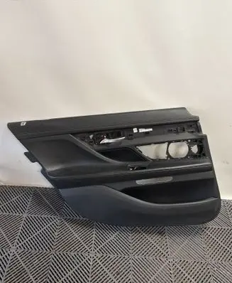 BMW 7 G11 G12 Rear door card panel trim GE12884