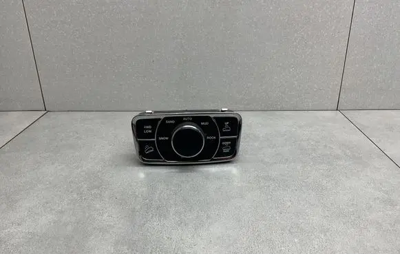 Jeep Grand Cherokee Suspension ride height/mode switch P68141341AC