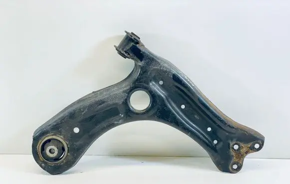 Volkswagen Polo V 6R Front lower control arm/wishbone 6R0407152F