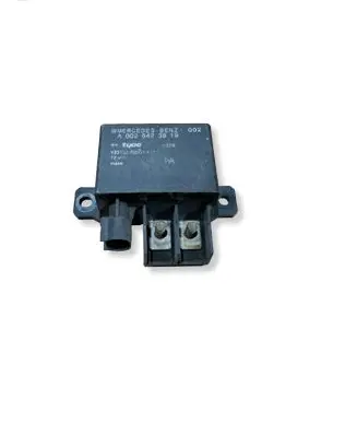 Mercedes-Benz E W211 Charging relay A0025423819 V23132A2001X14