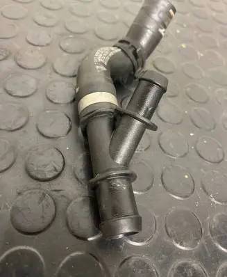 Porsche Macan (95B) Coolant heater control valve 95B819373E